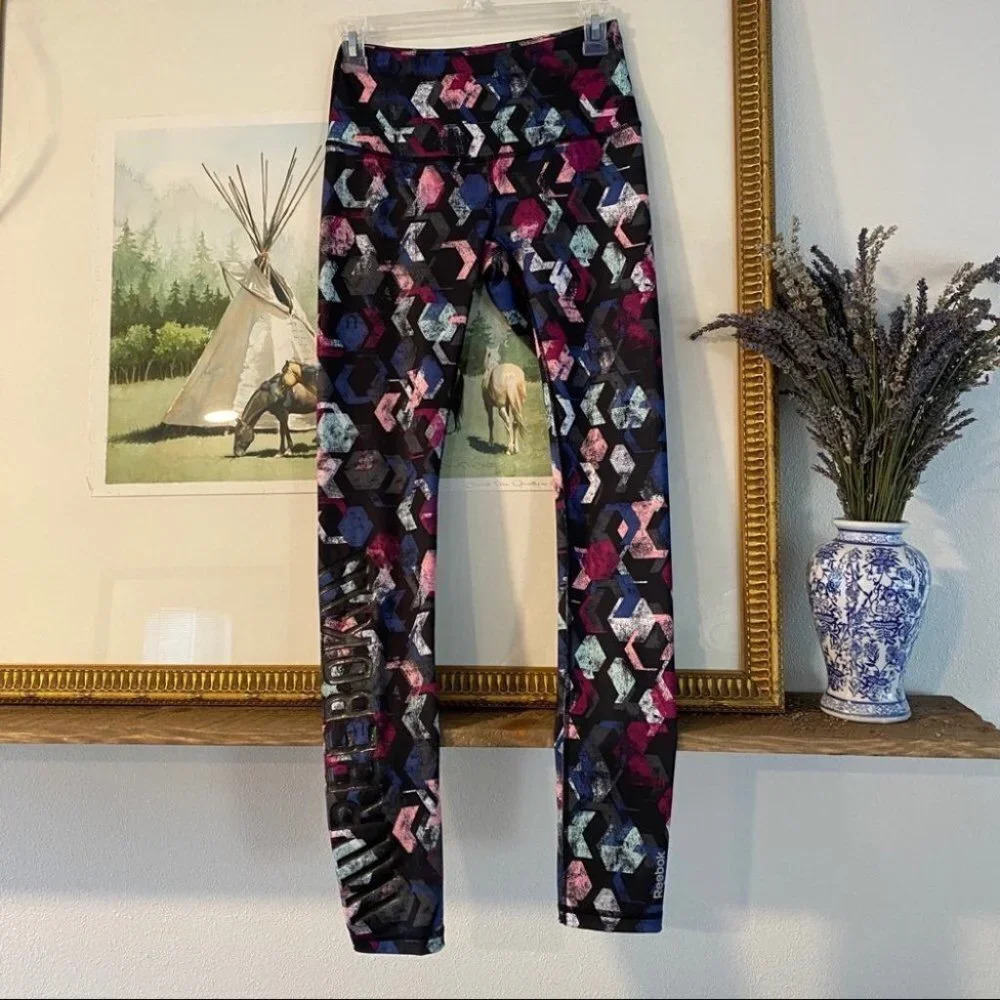 Reebok High Rise Hexagon Geometric Leggings Pants